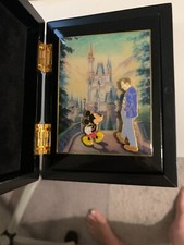 2005 Disney WDW Happiest Celebration Walt and Mickey Walking to Castle LE pin picture