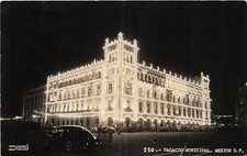 Postcard Mexico: RPPC Palacio Municipal at Night, Mexico City picture