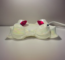 VTG Ceramic Wreath W/ Red Lights Unique White Iridescent BOW BASE ONLY 91’ Works picture