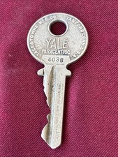 Yale & TOWNE Antique Key “ Paracentric “ Security Key 4038 picture