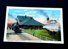 1915-30 Postcard - Steam Engine Railroad Train & Ship at Depot Soo Michigan  r2 picture