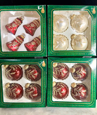 Vintage Christmas by Krebs Holiday Glass Ornaments-4 Cream/12 Red Gold USA Made picture