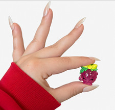 Shopkins “Strawberry kiss” Season 5 picture
