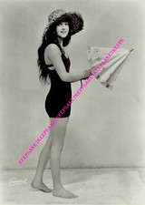 1920s-30s CUTE YOUNG ACTRESS JUNE MARLOWE BATHING BEAUTY LEGGY PHOTO A-JMA1 picture