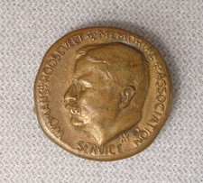 1919-1920 Woman's Roosevelt Memorial Association Service Lapel Pin AU picture