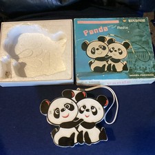 Windsor Panda Solid State Transistor Radio PAD2SAM White Design w/ Box HK picture