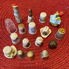 17pc Vintage Original Collectible Sewing Thimble Lot Porcelain Metal ETC. - READ picture
