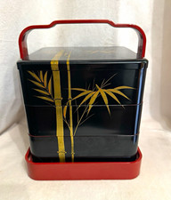 Japanese Lacquered Stacking Bento Box w/ Handle, Gold Bamboo, 3-Tier 8