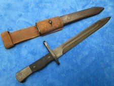 RARE ORIGINAL VINTAGE INDONESIA MILITARY KNIFE BAYONET AND SCABBARD WITH FROG picture