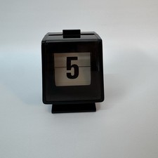 VTG Park Sherman Black Flip Push Button Perpetual Desktop Date Calendar picture