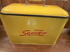 RARE VINTAGE 1950'S METAL DRINK SQUIRT SODA COOLER ICE CHEST SIGN WITH TRAY NICE picture