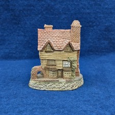 David Winter Cottage Wine Merchant 1980 England Hand Painted Britain Vintage picture