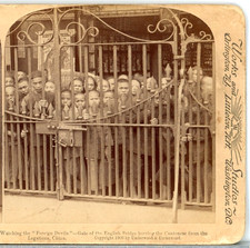 CHINA, Watching The Foreign Devils, Gate Of English Bridge--Stereoview L109 picture