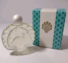 Avon Skin So Soft Bath Oil 4.5 Fl. Oz. Seashell Glass Decanter Vintage 1990 picture