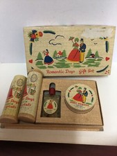 Romantic Days Gift Set Perfume Cologne Powder Toilette Lander NY Vintage picture