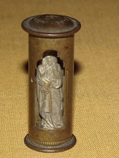 VINTAGE WWI BRASS  FRENCH SOUVENIR DE PELERINAGE PILGRIMAGE MOTHER CHILD picture