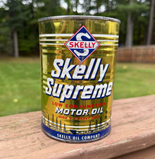 VTG 1950s Skelly Supreme Motor Oil Can 1 Quart Ribbed Tin picture
