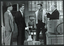 UNKNOW VINTAGE ORIGINAL PHOTO HOLLYWOOD STAR ACTORS CELEBRITIES MOVIE FILM SCENE picture