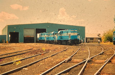 Apache Railroad Shop Yard & Locomotives Original 35mm Kodacolor Slide picture
