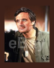 MASH (TV) Alan Alda  