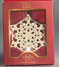 Lenox 2011 Snow fantasies Snowflake Ornament MINT picture