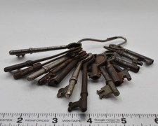 Lot of 15 Antique / Vintage Skeleton, Barrel, Cabinet Lock Keys picture