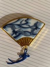 Estee Lauder 2003 Japanese Tsuru Fan Sparkly Lucidity Powder Compact EMPTY picture