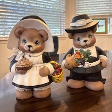 Pilgram Bears, VINTAGE Thanksgiving Hand Painted Ceramic Bear Boy & Girl  10