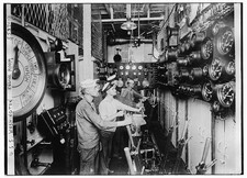 Photo:U.S.S. George Washington Engine Room Navy Ship 1910s Gauges Men picture