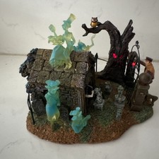 Disney Haunted Mansion Light Up Graveyard Crypt Figurine 28182 Vintage Rare 2002 picture