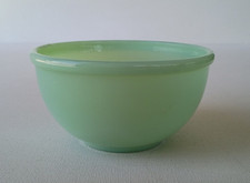 FIRE KING JADEITE GLASS ROLLED RIM 4 3/4