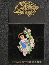 Snow White Among Flowers 2004 LE 1000 Vintage Disney Auctions Pin picture