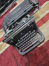 Vintage 1930 i believe underwood typewriter.untested. picture