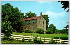 Postcard Shaker East Family Sisters Shop (1855), Pleasant Hill Kentucky Unposted picture