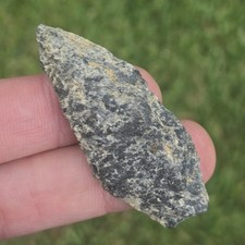 Beautiful Two Tone Guilford Arrowhead From Virginia - Mottled Rhy - Authentic... picture