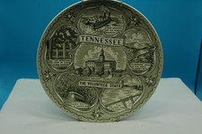 Vintage green transferware souvenir collector's plate picture