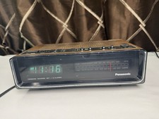 Vintage Panasonic RC-95 AM/FM Digital Alarm Clock Radio Woodgrain Tested Work picture