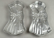 Vintage  Holly Hobbie Cake Pans Set of 2 1975 American Greetings Wilton picture