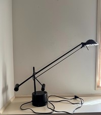 Vintage modern cantilever black metal lamp picture
