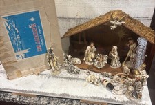 Vintage 15 Pc Nativity Scene Musical Manger Papier Mache Made In Japan E-950 picture