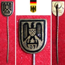 Football DFB Handball DHB GERMAN CHAMPION 1958 Pin SF Hamborn 07 e.V. picture