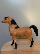 HARTLAND #4500 VINTAGE REGAL ARABIAN TAN BAY / BUCKSKIN  picture