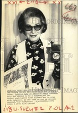 1972 Press Photo Fashion Designer Pauline Trigere - now58073 picture