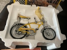 Xonex 1/6 Schwinn Stingray Lemon Peeler picture