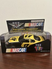 PEZ Racing Nascar #17 Matt Kenseth Candy Dispenser NIB picture