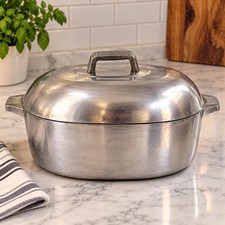 MAGNALITE Vintage 8 Qt Wagner Ware GHC #4265 Dutch Oven Roaster W/ Lid picture