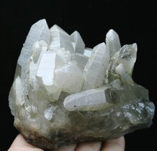 1.23lb Natural Beautiful Quartz Crystal Cluster Mineral Specimen / China picture
