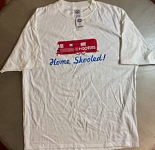 ⁠NWT VTG 2008 Hooters Home Skooled Trailer T-Shirt Mens XL White Delta Magnum picture