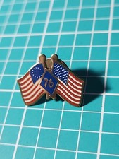 Vtg 1976 🇺🇸  USA Flag  Bicentennial Gold Tone Lapel Pin picture