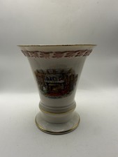 Vintage English Cottage Fireside Porcelain Footed Vase Gold Trim 6” Unmarked * picture